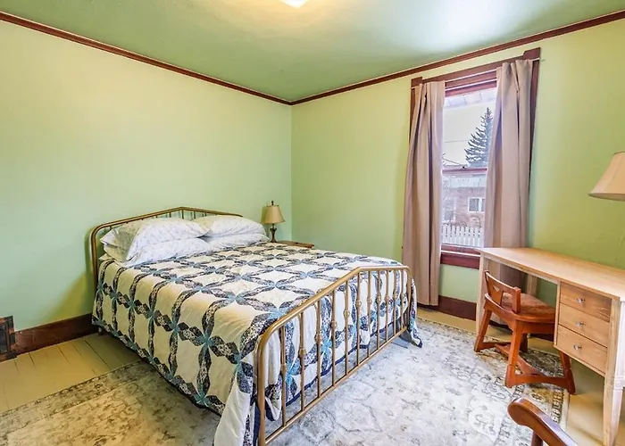 Warm And Welcoming 2 Bedroom 2 Blocks From Uwyo * Laramie