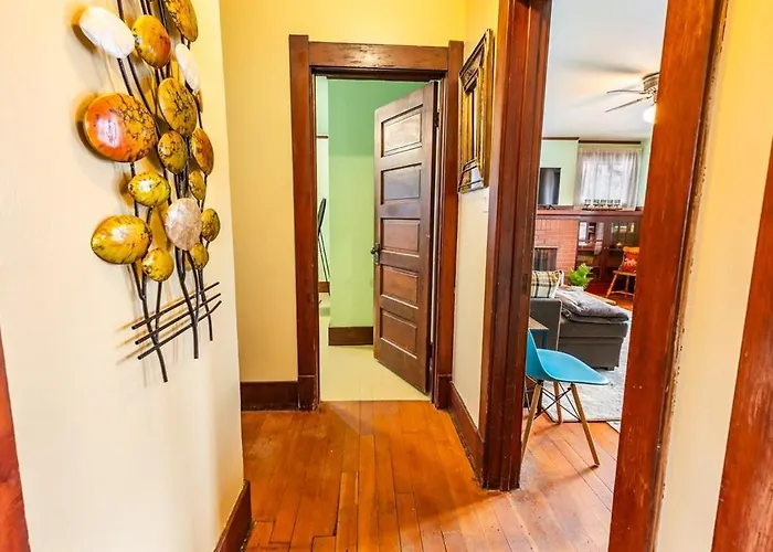 Warm And Welcoming 2 Bedroom 2 Blocks From Uwyo Hébergement de vacances Laramie