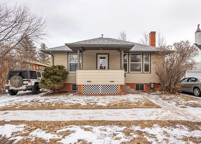 Warm And Welcoming 2 Bedroom 2 Blocks From Uwyo Laramie
